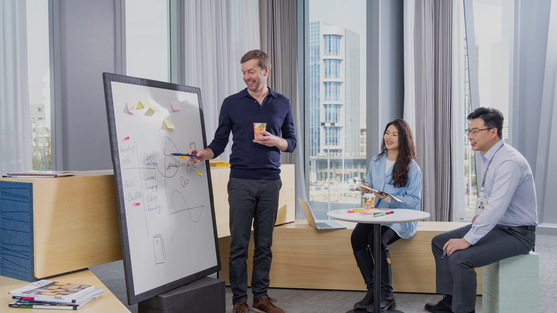 勤奋 · 为所爱之事全心投入，在专注与创造中持续向前。