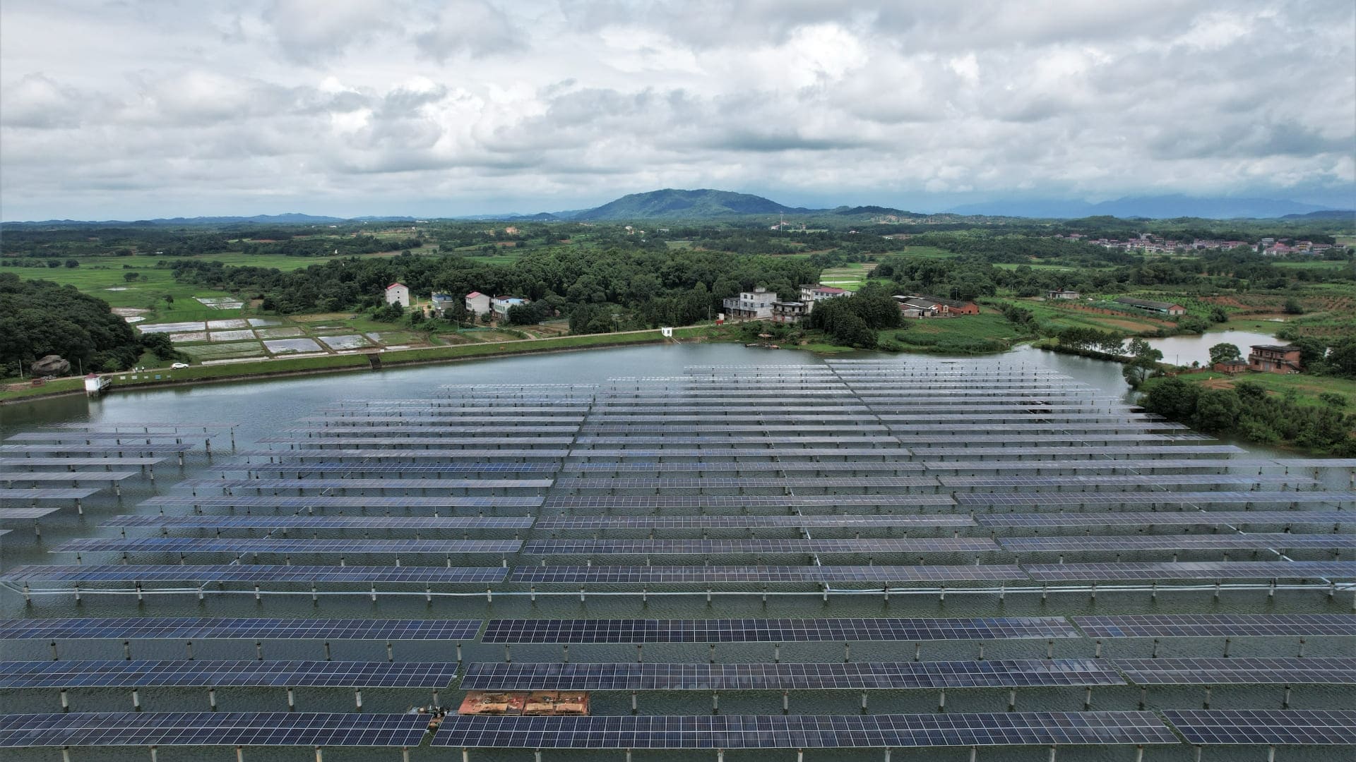 江西高安符阳150MW+15MW /15MWh光储融合项目